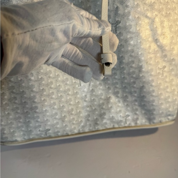 Goyard Anjou Reversible Tote Coated Canvas GM White Certified Authentic - Picture 13 of 15